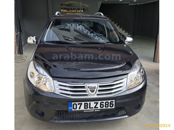 YENİ MUAYELİ BENZİN LPG'Lİ CAM GİBİ SANDERO