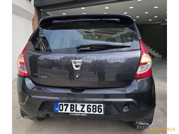 YENİ MUAYELİ BENZİN LPG'Lİ CAM GİBİ SANDERO