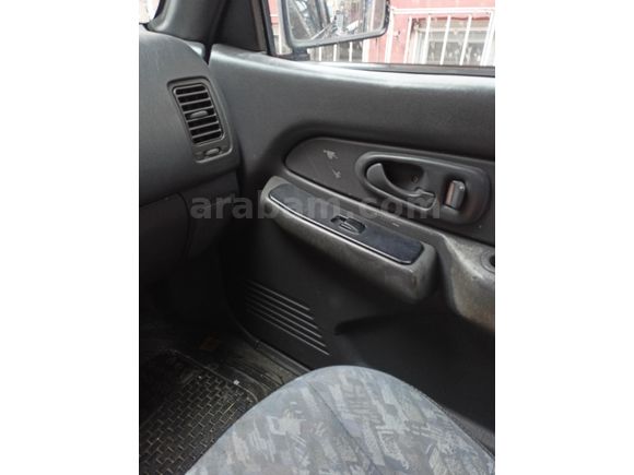 Sahibinden Mitsubishi L 200 Magnum kiredi karta taksit cekilir aracı Karadeniz'e teslim edilir