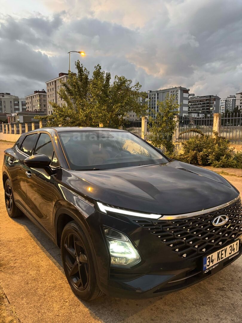 Sahibinden Chery Omoda 5 1.6 T-GDI Luxury 2024 Model İstanbul 35.800 km Lacivert 3