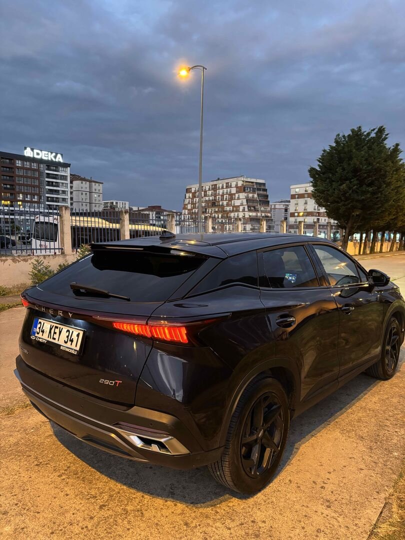 Sahibinden Chery Omoda 5 1.6 T-GDI Luxury 2024 Model İstanbul 35.800 km Lacivert 4