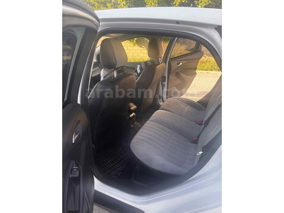 Sahibinden Ford Focus 1.6 Ti-VCT Trend X 2015 Model 