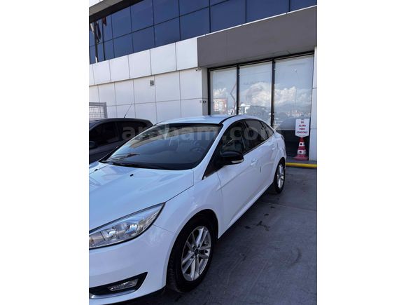 Sahibinden Ford Focus 1.6 Ti-VCT Trend X 2015 Model 