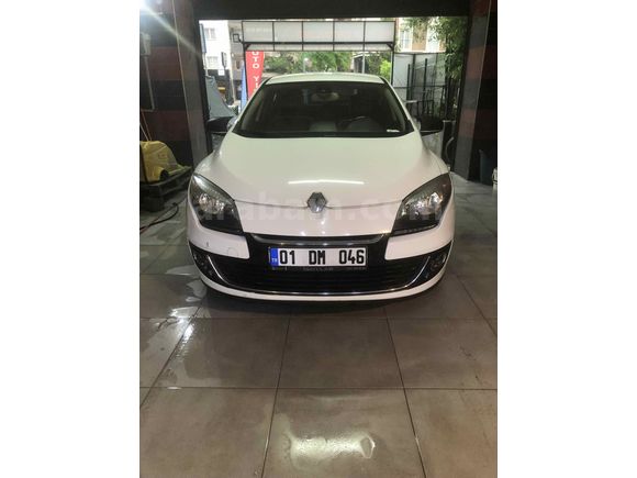 Bayandan temiz Sahibinden Renault Megane 1.5 dCi Icon 2012 Model 