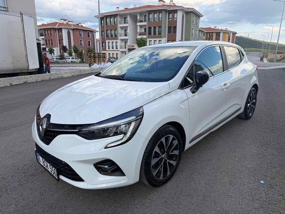  HATASIZ BOYASIZ Renault Clio 1.0 TCe Icon 2023 Model 