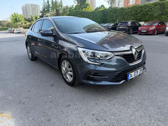 Sahibinden Renault Megane 1.3 TCe Joy Comfort 2021 Model  28.700 km Gri (titanyum)