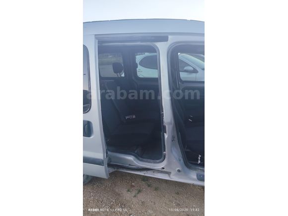 Sahibinden Renault Kangoo 1.4 RTE 2001 Model