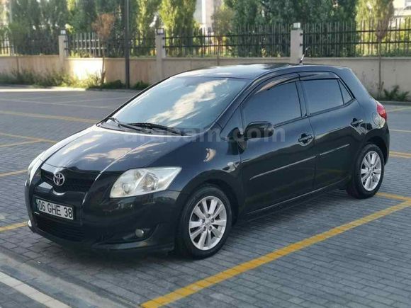 Sahibinden Toyota Auris 1.4 D-4D Elegant 2009 Model 