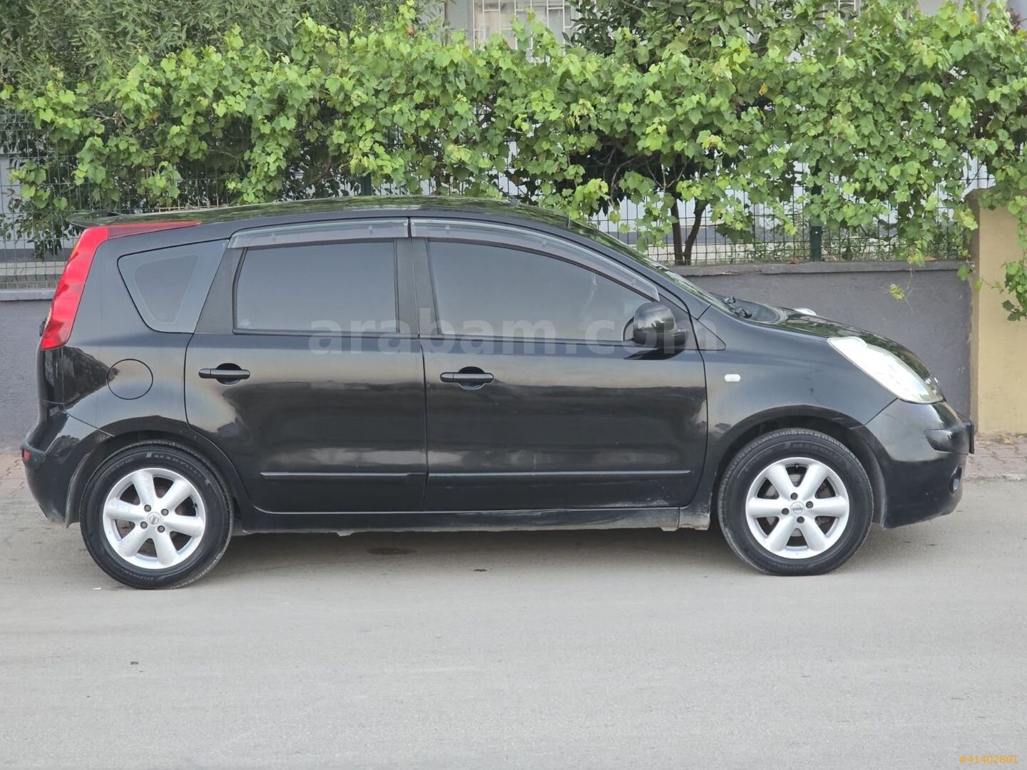 Galeriden Nissan Note 1.6 Tekna 2006 Model Antalya 190.800 km Siyah 6