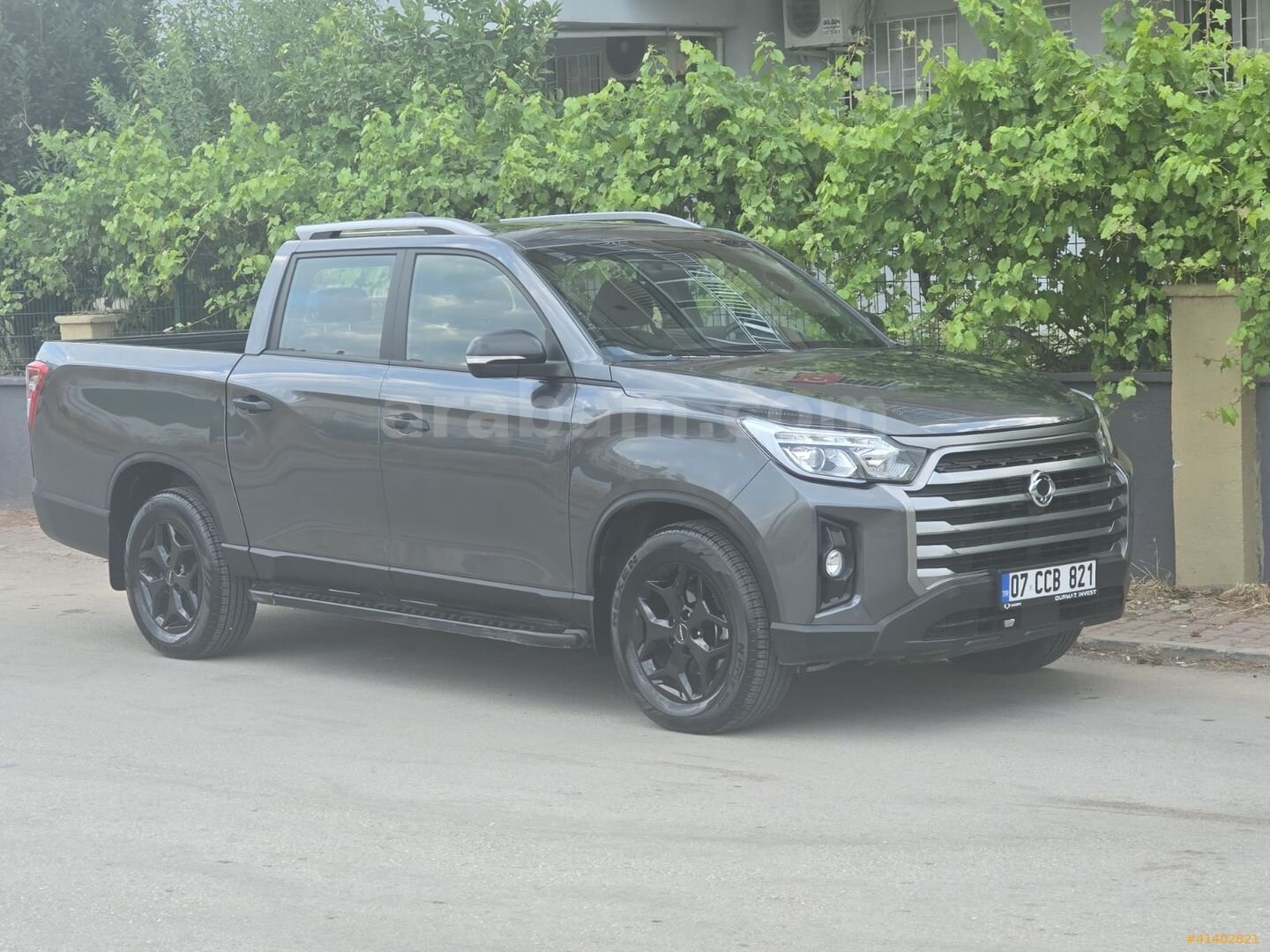 Galeriden KGM SsangYong Musso Grand 2.2 D Platinum Plus 2025 Model Antalya 13.000 km Gri 1