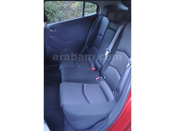 Özel plakalı Mazda 3 1.5 SkyActive-G Power 2015 