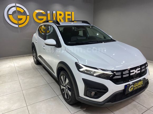 otomobil Dacia Sandero Stepway 1.0 TCE Expression CVT
