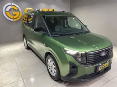 otomobil Ford Tourneo Courier Kombi 1.5 EcoBlue Titanium