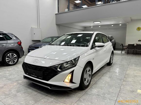 İLK ELDEN BOYASIZ TRAMERSİZ HYUNDAi i20-OTOMATİK-GSR/YETKİLİ BAK
