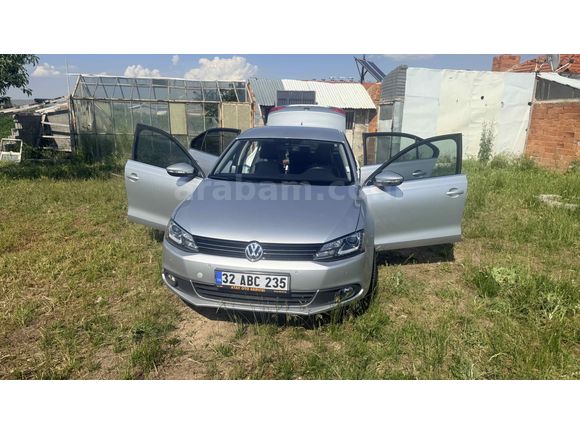 Sahibinden Vw Jetta 1.6 TDi Comfortline 2011 Model Afyonkarahisar Gri (Gümüş)