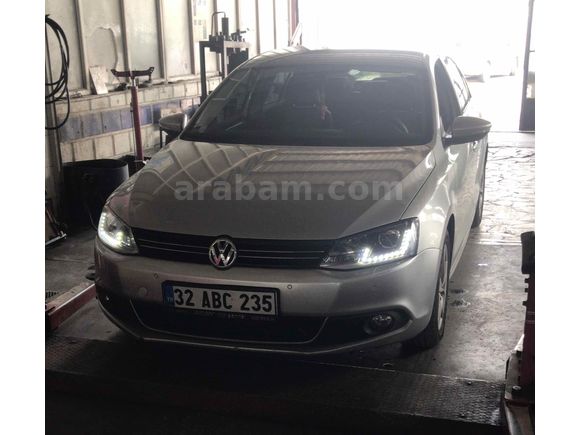 Sahibinden Vw Jetta 1.6 TDi Comfortline 2011 Model Afyonkarahisar Gri (Gümüş)