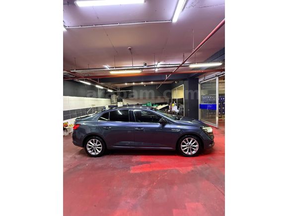 Sahibinden Renault Megane 1.5 dCi Icon 2018 Model