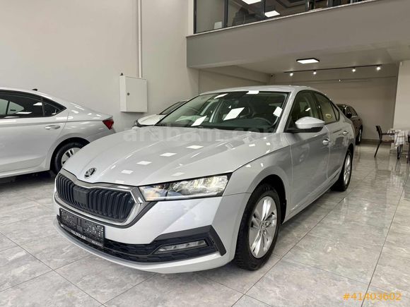 İLK ELDEN HATASIZ TRAMERSİZ 2023 SKODA OCTAVİA 1.0 E-TEC ELİTE