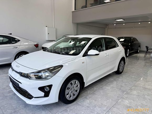 İLK ELDEN HATASIZ KİA RİO OTOMATİK YETKİLİ BAKIMLI