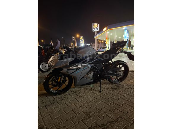 Sahibinden CFmoto 250SR  2025 model