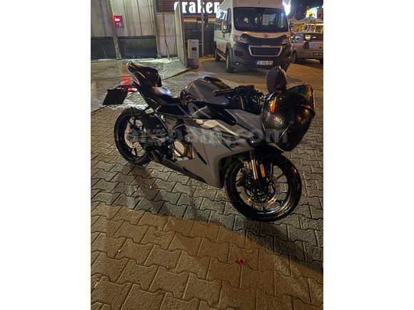 Sahibinden CFmoto 250SR  2025 model
