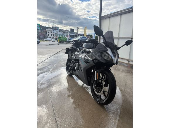 Sahibinden CFmoto 250SR  2025 model