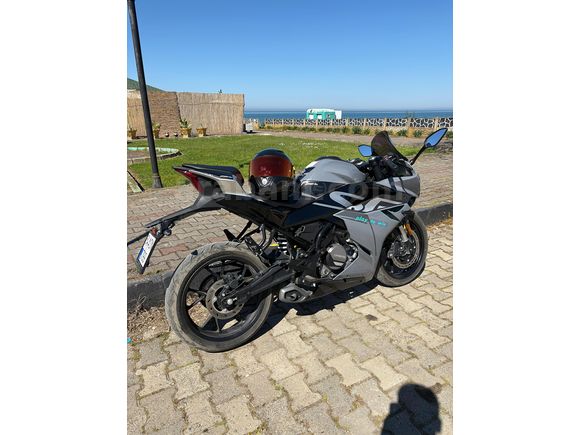 Sahibinden CFmoto 250SR  2025 model