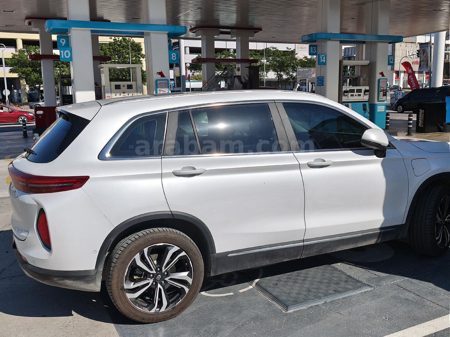 Sahibinden Skywell ET5 Premium 2022 Model İzmir 53.000 km Beyaz 2