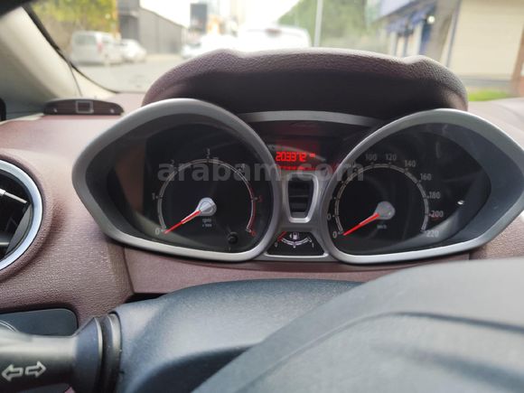 Sahibinden Ford Fiesta 1.4 TDCi Titanium 2012 Model