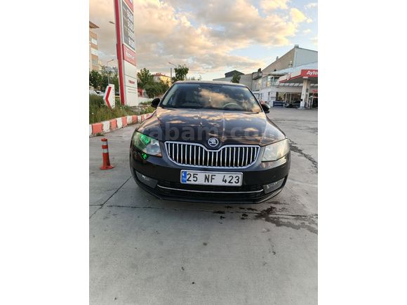 Sahibinden Skoda Octavia 1.6 TDI Elegance CR 2013 Model