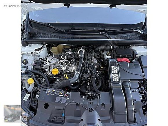 2025 MODEL RENAULT MEGANE İCON HATASIZ BOYASIZ