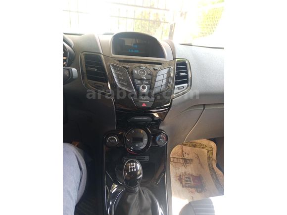 Sahibinden Ford Fiesta 1.4 Titanium 2015 Model