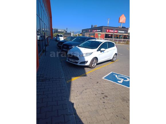 Sahibinden Ford Fiesta 1.4 Titanium 2015 Model