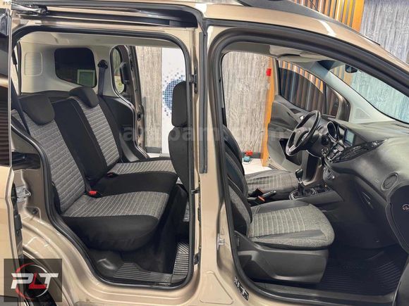 POLAT'TAN 2022 MODEL FORD COURİER TİTANİUM PLUS FUL+FULL SERİSİ