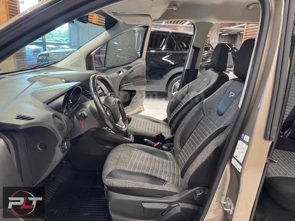 POLAT'TAN 2022 MODEL FORD COURİER TİTANİUM PLUS FUL+FULL SERİSİ