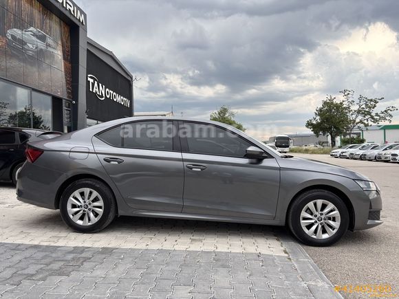 2025 Model Hatasız Sıfır Ayarında Skoda Octavia Hybrid 1.5 ELİTE - Y&R OTOMOTiV - 