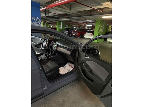 Acil Sahibinden Renault Clio 1.0 SCe Joy 2021 Model 
