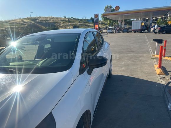 Sahibinden Renault Clio 1.0 TCe Joy 2021 Model 