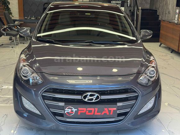 POLAT'TAN 2015 HYUNDAI-I30-1.6 CRDİ CAM TAVAN ELİTE 0 FAİZ KREDİ
