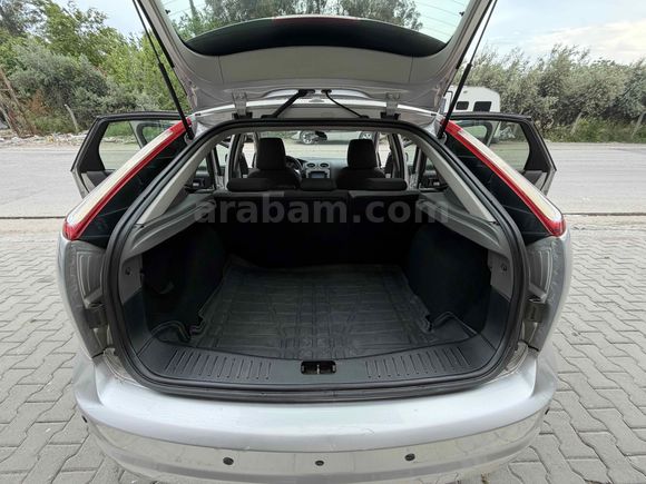 Galeriden Ford Focus 1.6 TDCi Collection 2011 Model Adana