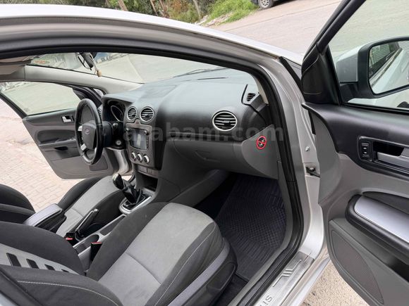 Galeriden Ford Focus 1.6 TDCi Collection 2011 Model Adana