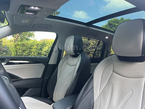 2025 VW Tayron Elegance Orjinal Full PPF Açık Gri Döşemeler