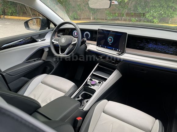 2025 VW Tayron Elegance Orjinal Full PPF Açık Gri Döşemeler