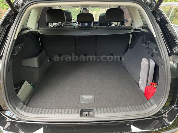 2025 VW Tayron Elegance Orjinal Full PPF Açık Gri Döşemeler