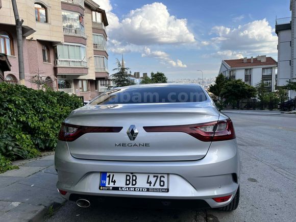 Sahibinden Renault Megane 1.5 Blue DCI Touch 2020 Model 