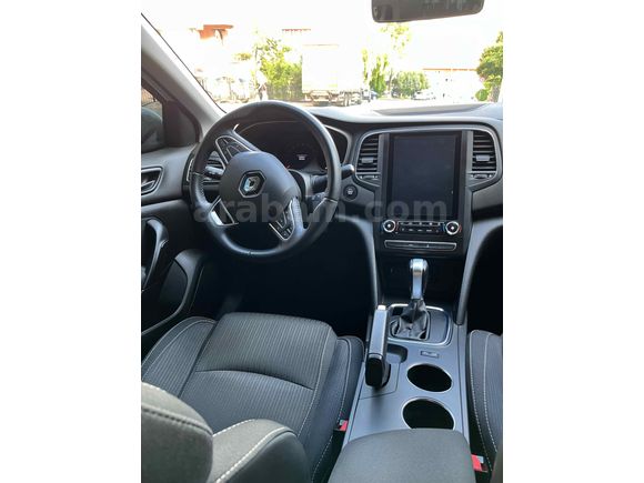 Sahibinden Renault Megane 1.5 Blue DCI Touch 2020 Model 