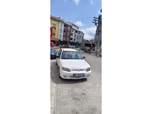 Sahibinden Hyundai Accent 1.3 LS 1998 Model