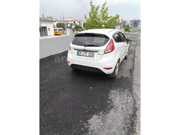 Sahibinden Ford Fiesta 1.5 TDCi Titanium 2014 Model