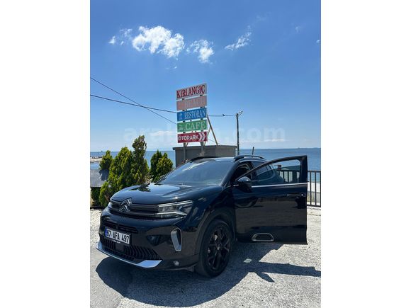 Servis bakımlı Shine Bold  2025 çıkışlı masaj koltuk ısıtma cam tavan  garanti devam