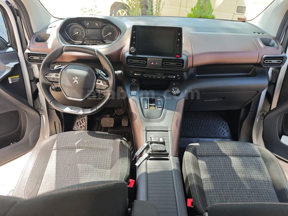 Sahibinden Peugeot Rifter 1.5 BlueHDI GT 2024 Model,boyasız,değilseniz,hasar kayıtsız